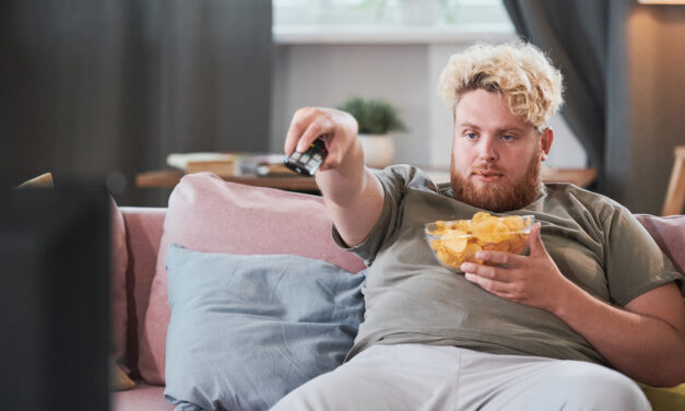 Man With No Relevant Experience Or Expertise In Anything Watches The News And Tells Wife He’d “Do A Better Job Than This Lot In Charge”