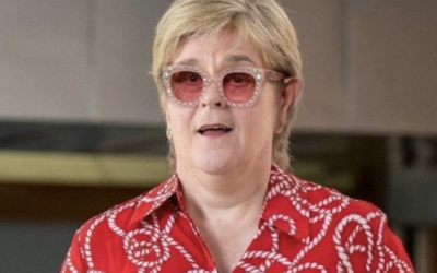 Nicola Sturgeon To Return – As An Elton John Tribute Act