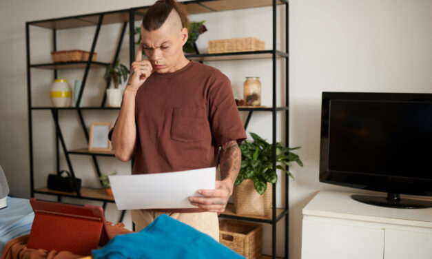 Left-Wing Activist Not Entirely Sure Why He’s On The Side Of Big Banks And Corporations