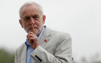 Jeremy Corbyn Says Hamas Are a Terror Group But Has Fingers Crossed Behind Back