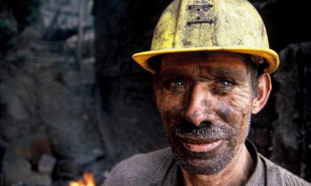 BBC Issues “Blackface Warnings” on Documentary for 40th Anniversary of Coal Miner’s Strike